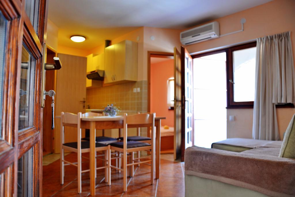 Apartments Joza Vir Extérieur photo